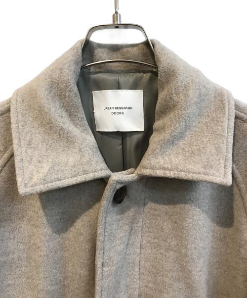 URBAN RESEARCH DOORS（アーバンリサーチドアーズ）URBAN RESEARCH DOORS (アーバンリサーチドアーズ) バルマカンコート　DR27-27T103 ベージュ サイズ:Mの古着・服飾アイテム