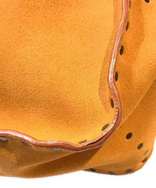 CELINE（セリーヌ）CELINE (セリーヌ) スタッズハンドバッグ ベージュの古着・服飾アイテム