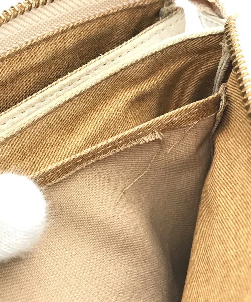 ATAO（アタオ）ATAO (アタオ) オフィスブーブーウォレットバッグ アイボリーの古着・服飾アイテム