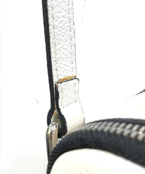 GIANNI CHIARINI（ジャンニ キアリーニ）GIANNI CHIARINI (ジャンニ キアリーニ) バッグ ベージュの古着・服飾アイテム