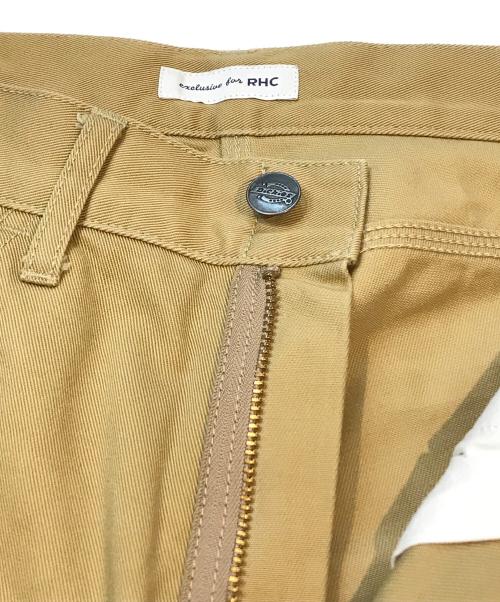 RHC Ron Herman（アールエイチシー ロンハーマン）RHC Ron Herman (アールエイチシー ロンハーマン) Dickies (ディッキーズ) ダブルニーペインターパンツ　241W40RH01 ベージュ サイズ:Sの古着・服飾アイテム