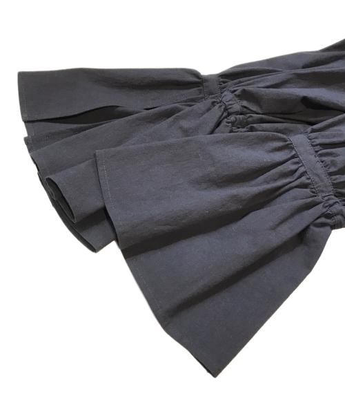 6(ROKU) BEAUTY&YOUTH（ロク ビューティーアンドユース）6(ROKU) BEAUTY&YOUTH (ロク ビューティーアンドユース) ボリュームスリーブブラウス ネイビー サイズ:36 未使用品の古着・服飾アイテム