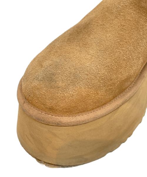 UGG（アグ）UGG (アグ) CLASSIC MINI DIPPER CHESTNUT ベージュ サイズ:23の古着・服飾アイテム