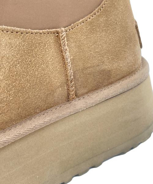 UGG（アグ）UGG (アグ) CLASSIC MINI DIPPER CHESTNUT ベージュ サイズ:23の古着・服飾アイテム