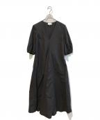 GANNIガニー）の古着「Cotton Poplin V-Neck Long Dress」｜ブラック