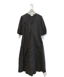 GANNI（ガニー）の古着「Cotton Poplin V-Neck Long Dress」｜ブラック