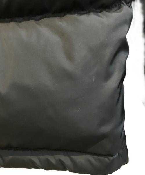 LEVI'S（リーバイス）LEVI'S (リーバイス) Laurel Short Puffer　A5626-0000 ブラック サイズ:Mの古着・服飾アイテム