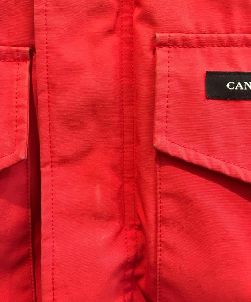 CANADA GOOSE（カナダグース）CANADA GOOSE (カナダグース) ダウンジャケット レッド サイズ:Sの古着・服飾アイテム