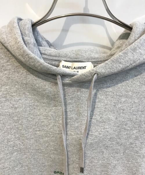Saint Laurent Paris（サンローランパリ）Saint Laurent Paris (サンローランパリ) リヴゴーシュロゴ刺繍パーカー　709869 Y36ZN 1476　709869 Y36ZN 1476　 グレー サイズ:Mの古着・服飾アイテム