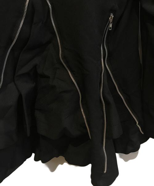 COMME des GARCONS HOMME PLUS（コムデギャルソンオムプリュス）COMME des GARCONS HOMME PLUS (コムデギャルソンオムプリュス) ポリ縮絨バックジップテーラードジャケット　PK-J013 ブラック サイズ:Mの古着・服飾アイテム
