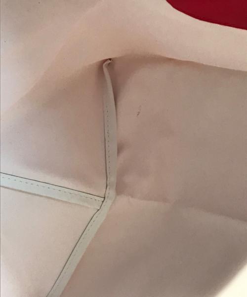 LONGCHAMP（ロンシャン）LONGCHAMP (ロンシャン) 日本限定富士山イラスト付きハンンドバッグ レッドの古着・服飾アイテム