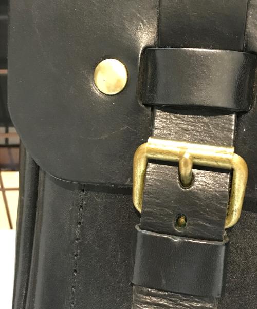 Herz（ヘルツ）Herz (ヘルツ) レザーリュック ブラックの古着・服飾アイテム