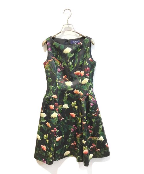 M'S GRACY（エムズグレイシー）M'S GRACY (エムズグレイシー) 花柄ノースリーブワンピース　IT-911501 ブラック サイズ:Ｍの古着・服飾アイテム