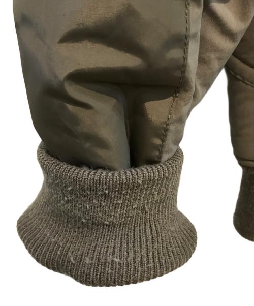 AVIREX（アヴィレックス）AVIREX (アヴィレックス) MIX FABRIC BOMBER JACKET　6182167 カーキ サイズ:Mの古着・服飾アイテム