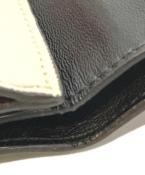 MARNI（マルニ）MARNI (マルニ) 3つ折り財布 PFMOW02U09 ベージュ×ワインレッドの古着・服飾アイテム