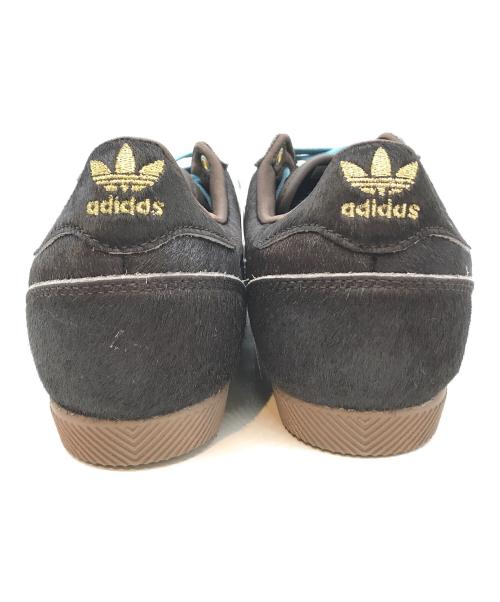adidas（アディダス）adidas (アディダス) ハラコスニーカー JS4028 ブラウン サイズ:25cm 未使用品の古着・服飾アイテム