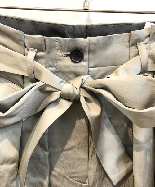 PD46（-）PD46 (-) タイトスカート グレー サイズ:1 未使用品の古着・服飾アイテム