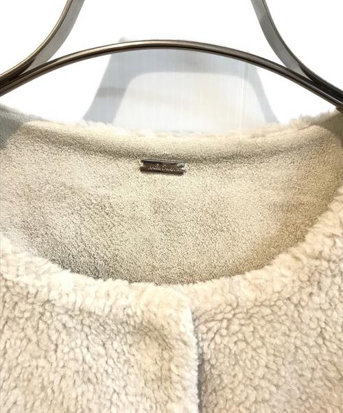 Mila Owen（ミラオーウェン）Mila Owen (ミラオーウェン) ノーカラーシャツカーブボアジャケット 09WFJ204108 ベージュ サイズ:Freeの古着・服飾アイテム