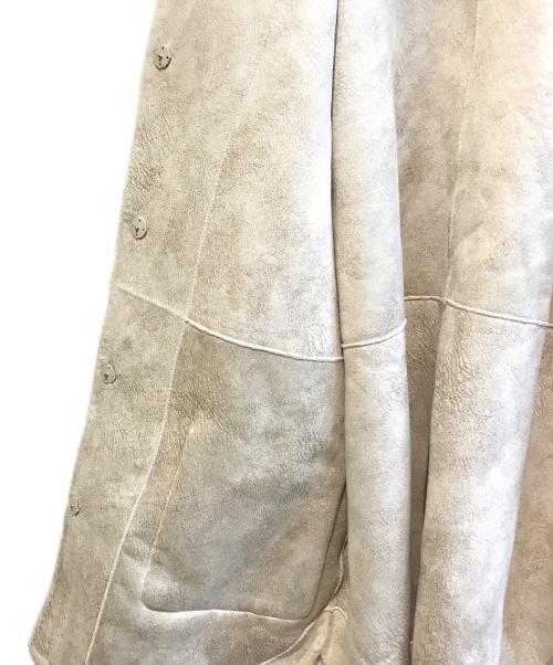 Mila Owen（ミラオーウェン）Mila Owen (ミラオーウェン) ノーカラーシャツカーブボアジャケット 09WFJ204108 ベージュ サイズ:Freeの古着・服飾アイテム