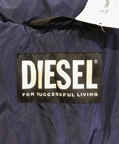 DIESEL（ディーゼル）DIESEL (ディーゼル) W-RUSSELL-PAD JACKET　A08863 ネイビー サイズ:Lの古着・服飾アイテム