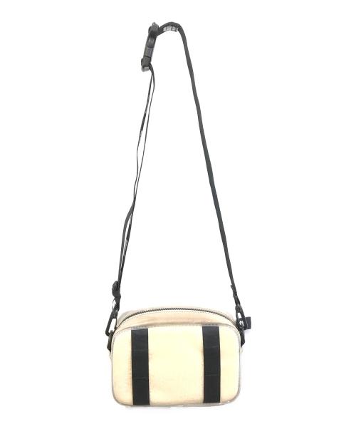 UGG（アグ）UGG (アグ) ショルダーバッグ アイボリーの古着・服飾アイテム