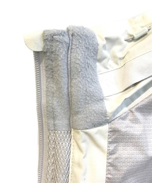 DESCENTE（デサント）DESCENTE (デサント) ダウンジャケット　DAMOGK34U アイボリー サイズ:XLの古着・服飾アイテム