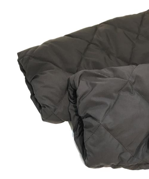 TAION（タイオン）TAION (タイオン) UNFILO (アンフィーロ) ノーカラーキルティングダウン　CM UK CW 0011 ブラック サイズ:Mの古着・服飾アイテム