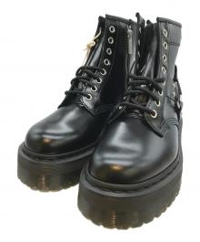 Dr.Martens（ドクターマーチン）の古着「1460 QUAD HARNESS 8 ホール ブーツ　42718001」｜ブラック