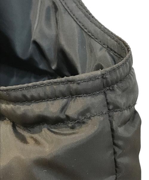 LEVI'S（リーバイス）LEVI'S (リーバイス) Western Super Puffer Vest　A5634-0002 ブラック サイズ:Mの古着・服飾アイテム