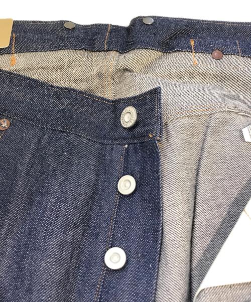 LEVI'S VINTAGE CLOTHING（リーバイス ビンテージ クロージング）LEVI'S VINTAGE CLOTHING (リーバイス ビンテージ クロージング) 復刻501XXデニムパンツ　90501-0022 インディゴ サイズ:W38 未使用品の古着・服飾アイテム