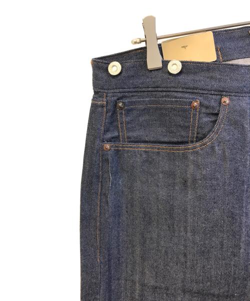 LEVI'S VINTAGE CLOTHING（リーバイス ビンテージ クロージング）LEVI'S VINTAGE CLOTHING (リーバイス ビンテージ クロージング) 復刻501XXデニムパンツ　90501-0022 インディゴ サイズ:W38 未使用品の古着・服飾アイテム