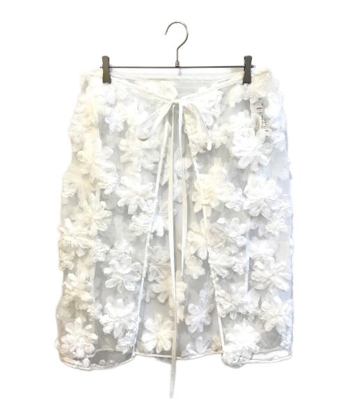 TOLIGHT（トライト）TOLIGHT (トライト) JOURNAL STANDARD (ジャーナルスタンダード) フラワーモチーフラップスカート 25-060-410-0011-1-0 ホワイト サイズ:freeの古着・服飾アイテム