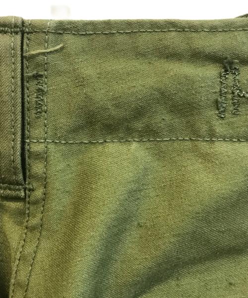 US ARMY（ユーエスアーミー）US ARMY (ユーエスアーミー) M-65フィールドパンツ カーキ サイズ:W28の古着・服飾アイテム