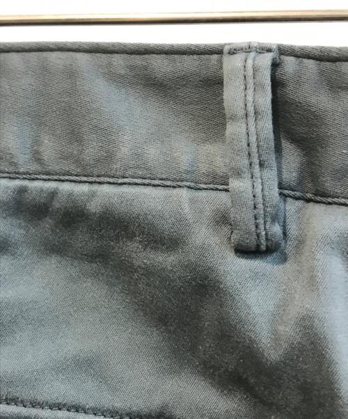 STONE ISLAND（ストーンアイランド）STONE ISLAND (ストーンアイランド) スリムフィットチノパン　661530205 グレー サイズ:W31の古着・服飾アイテム