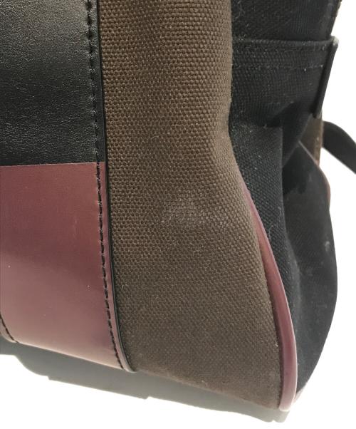 PAUL SMITH（ポールスミス）PAUL SMITH (ポールスミス) リュック カーキの古着・服飾アイテム