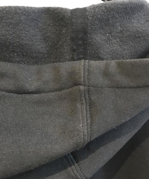 CarHartt（カーハート）CarHartt (カーハート) ジップパーカー ブラック サイズ:Lの古着・服飾アイテム