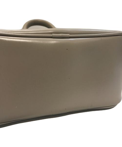 PIENI（ピエ二）PIENI (ピエ二) ショルダーバッグ ベージュの古着・服飾アイテム