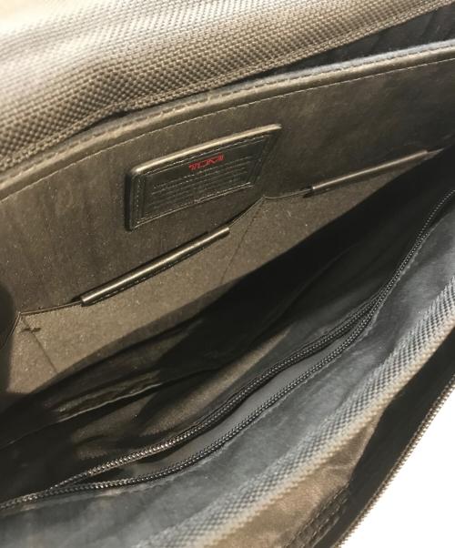 TUMI（トゥミ）TUMI (トゥミ) ショルダーバッグ ブラックの古着・服飾アイテム