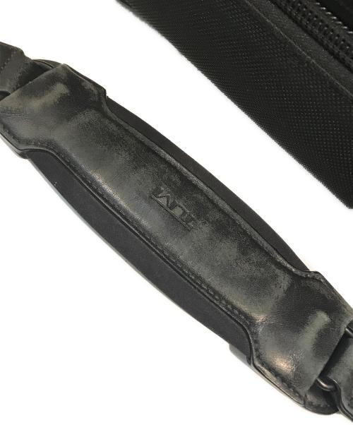 TUMI（トゥミ）TUMI (トゥミ) ショルダーバッグ ブラックの古着・服飾アイテム