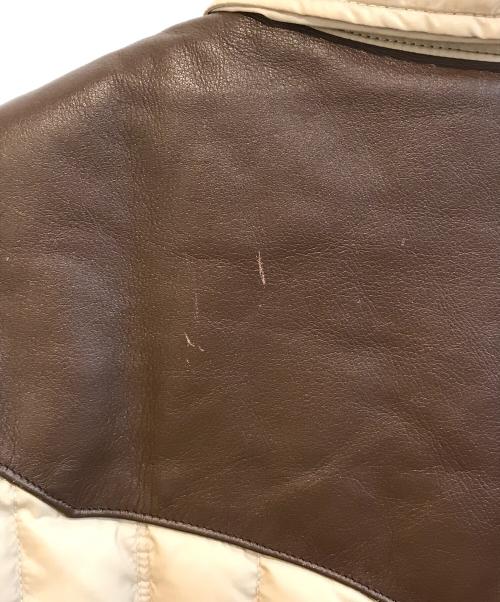 FLAT HEAD（フラット ヘッド）FLAT HEAD (フラット ヘッド) レザー切替ダウンジャケット ベージュ サイズ:Lの古着・服飾アイテム