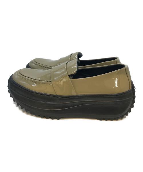 BEARDSLEY（ビアズリー）BEARDSLEY (ビアズリー) エナメルローファー カーキ サイズ:24の古着・服飾アイテム