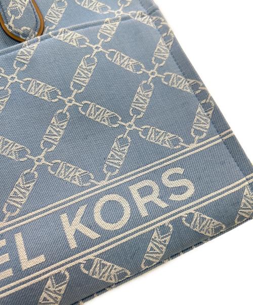 MICHAEL KORS（マイケル・コース）MICHAEL KORS (マイケル・コース) Gigi Large Empire Logo Jacquard Denim Tote Bag　30R4G3GT3U スカイブルーの古着・服飾アイテム