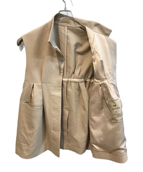 HEREIAM（ヘレイアム）HEREIAM (ヘレイアム) エンパイアベスト　BR2402AT01 ベージュ サイズ:Ｍの古着・服飾アイテム