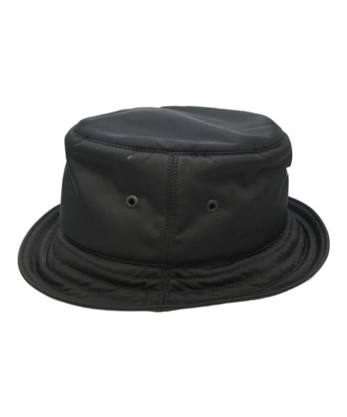 BURBERRY LONDON（バーバリーロンドン）BURBERRY LONDON (バーバリーロンドン) PADDED NYLON BUCKET HAT ブラックの古着・服飾アイテム