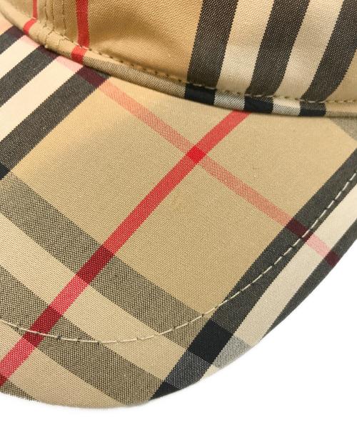 BURBERRY LONDON（バーバリーロンドン）BURBERRY LONDON (バーバリーロンドン) TBロゴパッチ ノヴァチェックキャップ ベージュの古着・服飾アイテム