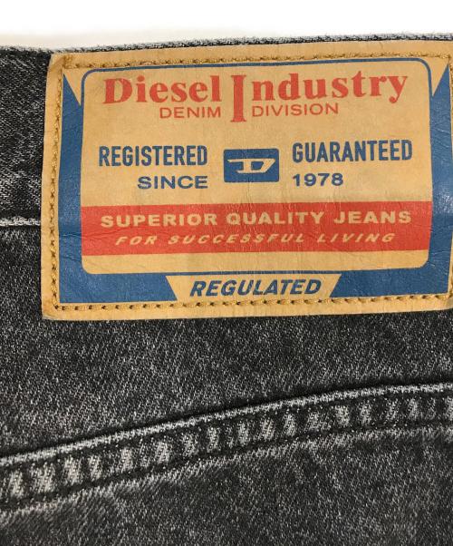 DIESEL（ディーゼル）DIESEL (ディーゼル) 2010 FS5 デニムパンツ　A06106 ブラック サイズ:71ｃｍの古着・服飾アイテム