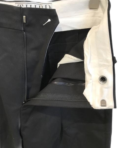 THIRD MAGAZINE（サードマガジン）THIRD MAGAZINE (サードマガジン) テーパードパンツ ブラック サイズ:SIZE 3の古着・服飾アイテム
