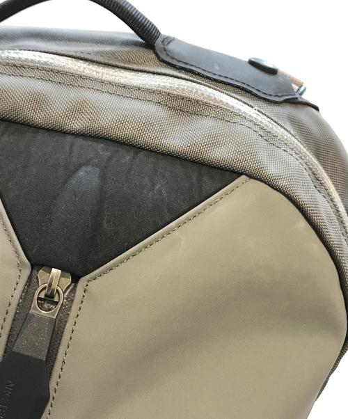 ARC'TERYX（アークテリクス）ARC'TERYX (アークテリクス) ARRO 22 BACKPACK　461852 グレーの古着・服飾アイテム
