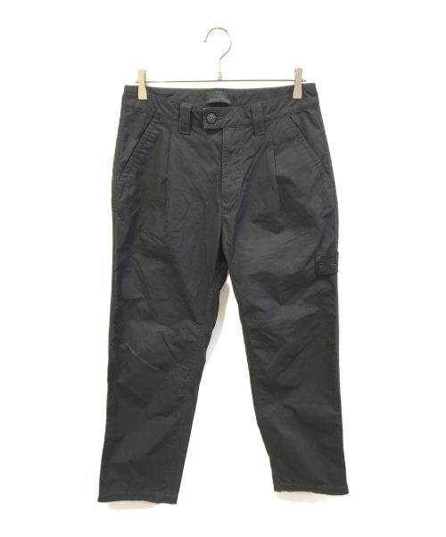 STONE ISLAND（ストーンアイランド）STONE ISLAND (ストーンアイランド) Ghost Ventile Pleated Pant　8115312F1 ブラック サイズ:SIZE 73.5cm (W29)の古着・服飾アイテム