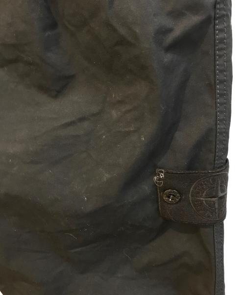 STONE ISLAND（ストーンアイランド）STONE ISLAND (ストーンアイランド) Ghost Ventile Pleated Pant　8115312F1 ブラック サイズ:SIZE 73.5cm (W29)の古着・服飾アイテム